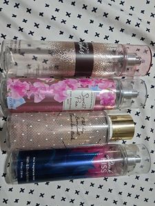 Perfume bottles (4 Nos. Empty)