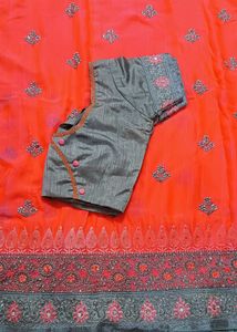 Beautiful Pink Saree with Grey Blo