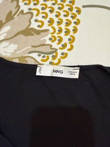 Chic Black Ribbed Long Sleeve Top