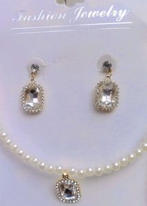 Elegant Pearl Jewelry Set
