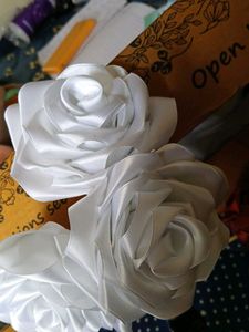 Satin Flower Bouquet |6 pieces |red Roses