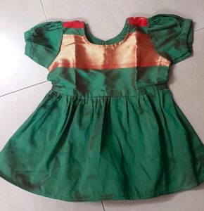 3 To 8 Month Baby Ethnic Wear Frock