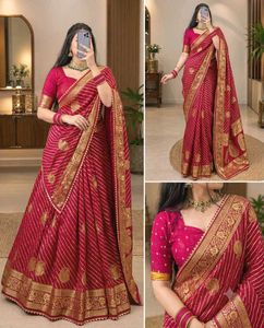 Elegant Rani pink &amp; Gold Saree