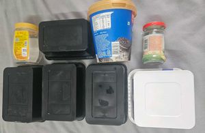 empty reusable boxes