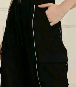 Black parachute trousers
