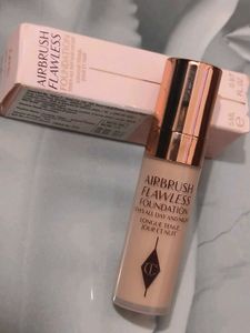 Charlotte Tilbury Airbrush Flawless Foundation 💞
