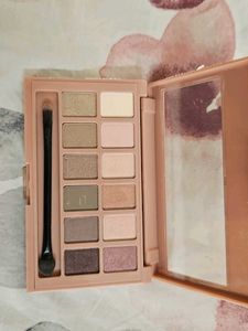 Maybelline The Blushed Nudes Eyeshadow Palette