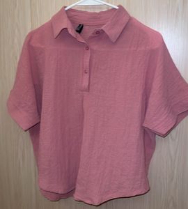 Chic Textured Pink Short Sleeve Top