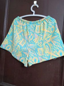 Retro Abstract Print Shorts