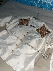 Elegant Embroidered Blouse💠