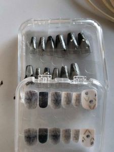 Press-On Nails Set