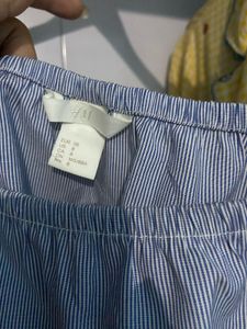 H&amp;M Cute Striped Ruffled Top