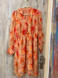 Floral Print V-Neck Mini Dress