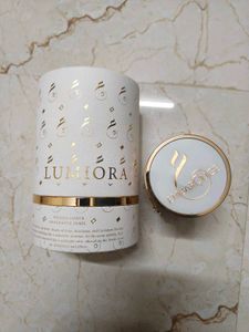 Lumiora Eau de Parfum