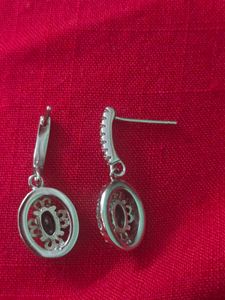 Elegant Emerald &amp; Diamond Earrings SS925
