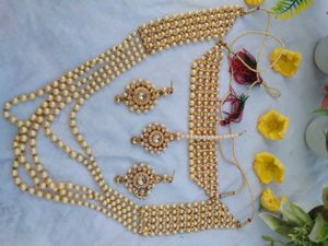 Exquisite Pearl &amp; Gold Tone Jewellery Set