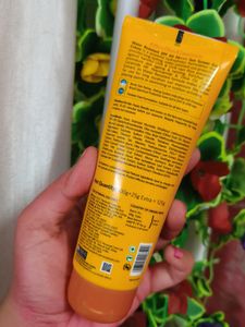 VLCC SPF 60 P+++ Sunscreen