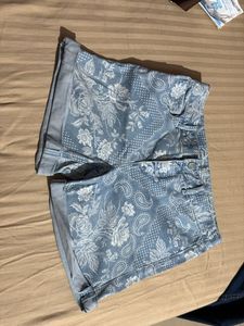 Blue Floral Patterned Denim Shorts