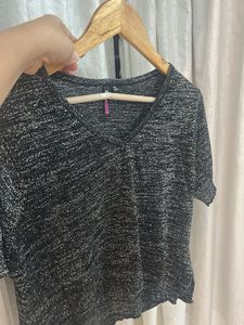Shiny knit Grey Top
