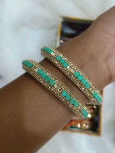 Festive bangle set