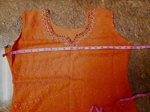 Beautiful Chikankari Work Kurti Set