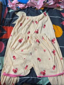 Cute Strawberry Print Pajama Top 3 piece free size