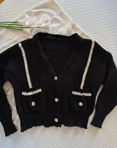 Chic Black Knit Cardigan