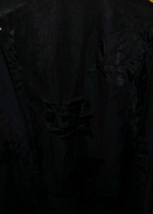 Chic Black Collared Top