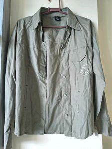 Women's Casual Button-Down Shirt