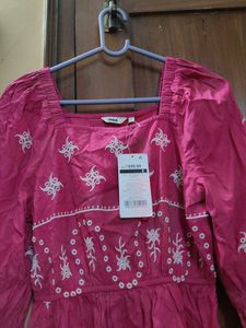MAX Beautiful Square Neck Tunic Embroidered