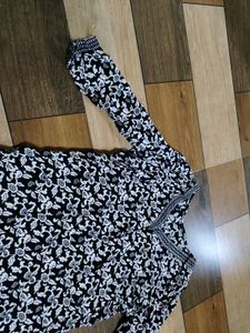 Elegant Floral Print Kurta