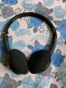 Wireless Bluetooth Headphones with data cable
