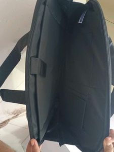 Sleek Black Messenger Bag