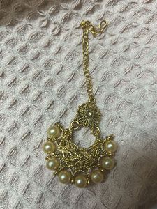 Elegant Gold Maang Tika Set -3