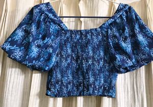 Stylish Blue Floral Print Crop Top