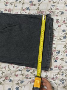 black high waisted jeans