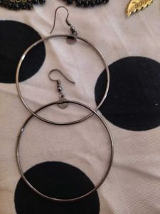 Jewellery Set with Colorful Stones nd earrings