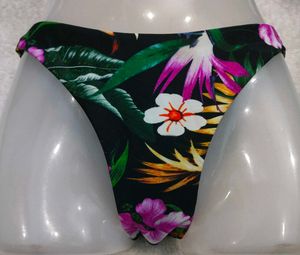Tropical Floral Print Bikini Bottom 🖤