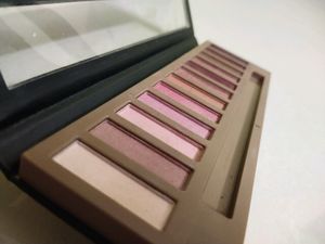 LAKYOU BEAUTY EYESHADOW PALETTE