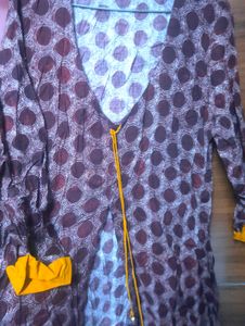 branded kurta with shrug