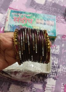 Maroon Chura With Gold-plated Pola Bangles