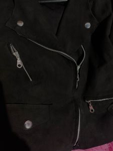 black cropped jacket