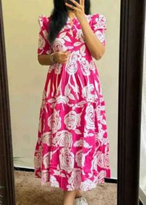 Chic Pink Rose Print Tiered Dress