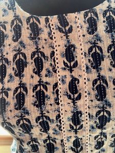 Elegant Blue Paisley Print Kurta