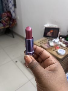 COLORBAR Pretty Pink Metallic Shade Of Lipstick