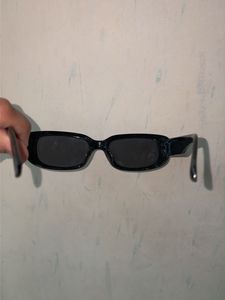 Chic Black Rectangular Sunglasses