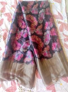 beautiful multi colour flower saree