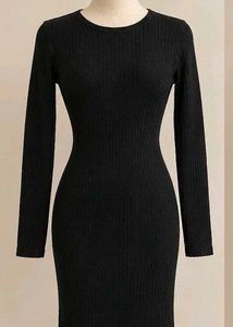 Chic Black Ribbed Knit Dress