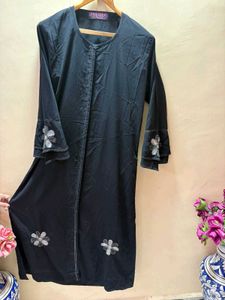 Black Floral Embroidered abaya