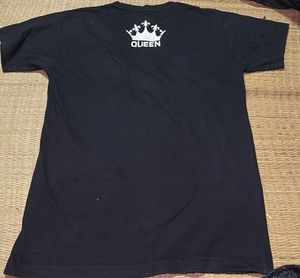 Black "Queen" Graphic T-Shirt